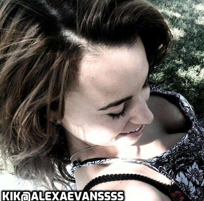 Kik .kik.-..ALEXAEVANSSSS image
